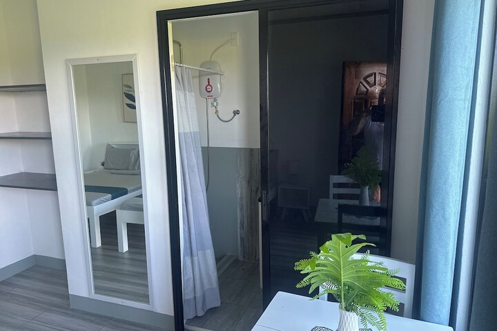 Room 72 of 124