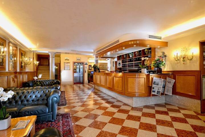 Lobby Photos