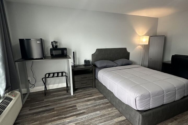 Room 5 of 30