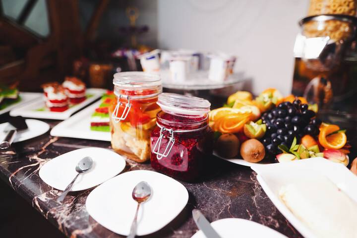 Dining 56 of 78