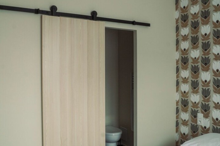 Room 7 of 28