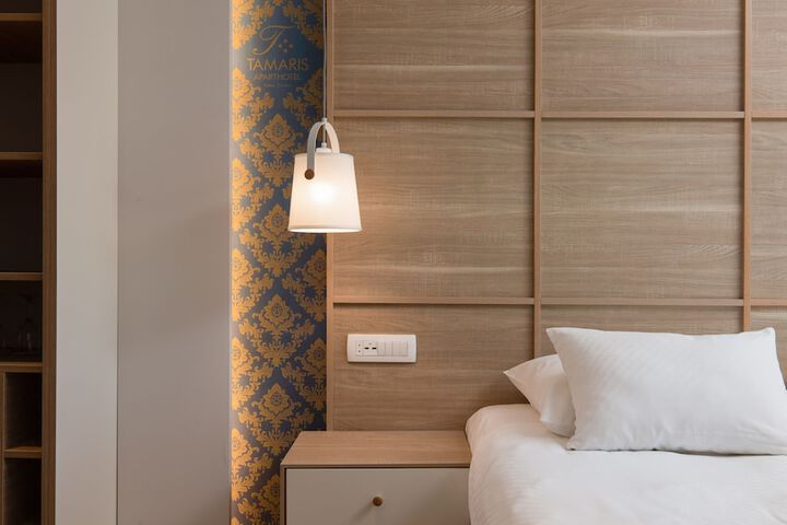 Room 26 of 149