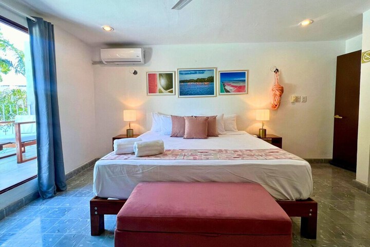 Room 7 of 53