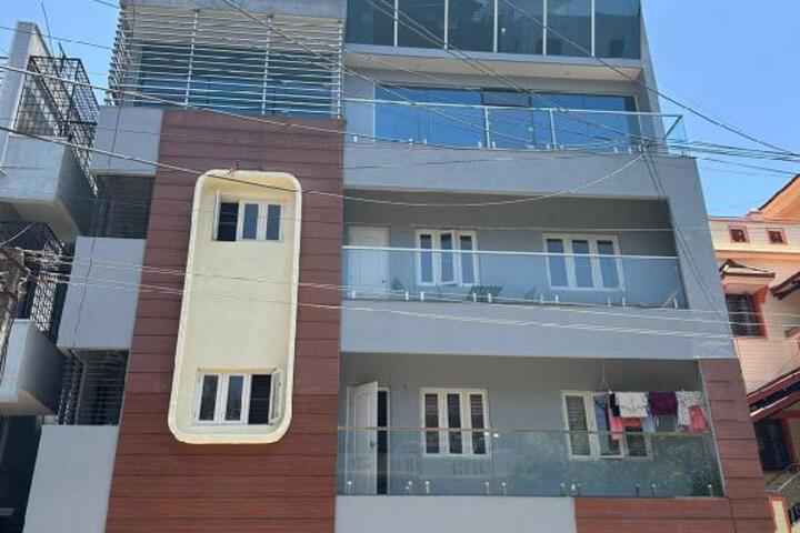 Vin Hotels ( Suite Rooms & Service Apartments)