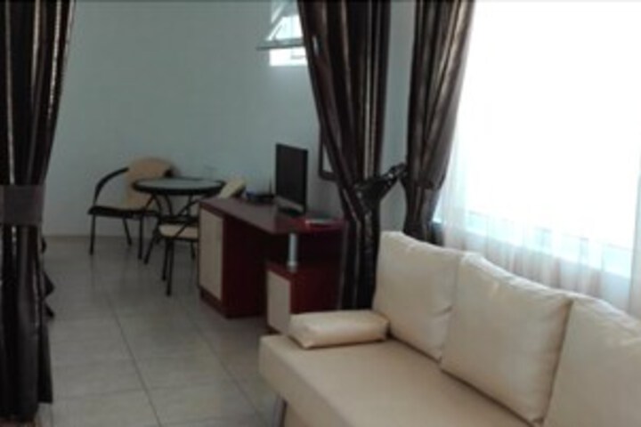 Room 15 of 34