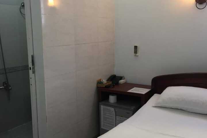 Room 22 of 45