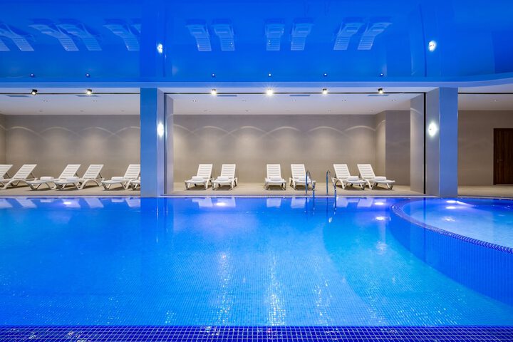 Pool 42 of 141