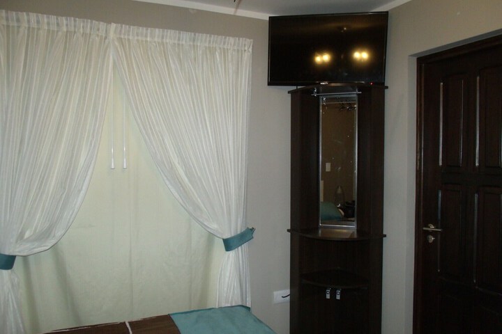 Room 17 of 50
