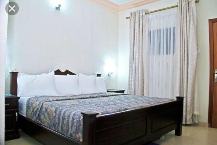 Room 3 of 26