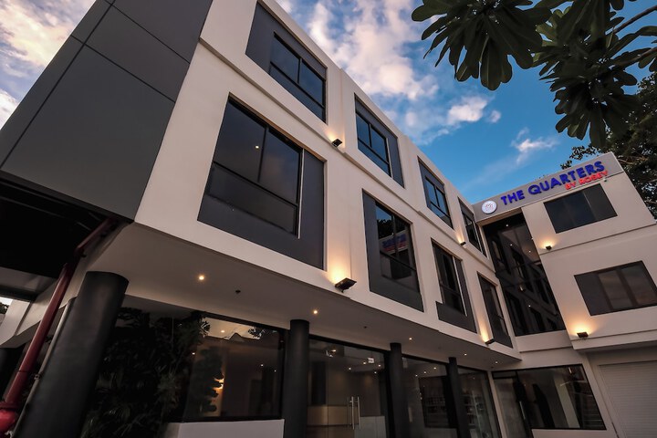 Photo of The Quarters by Rosey