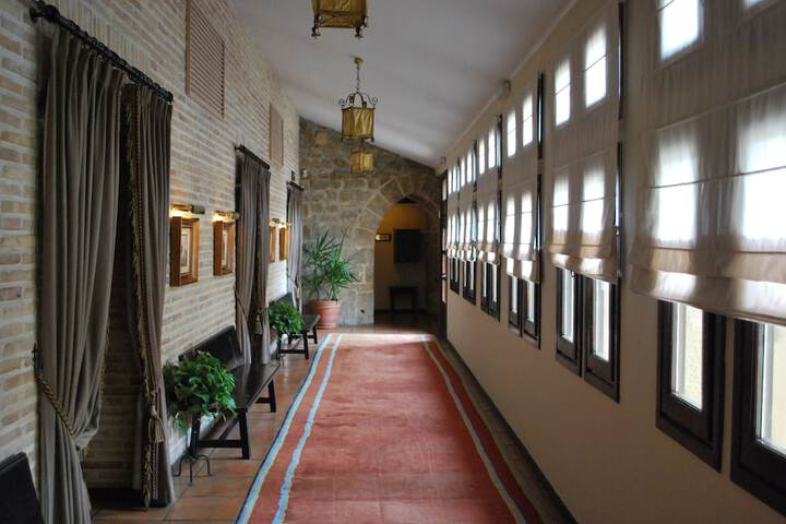Ballroom/Hall 57 of 69
