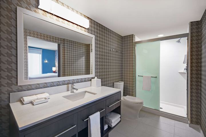 Bathroom shower