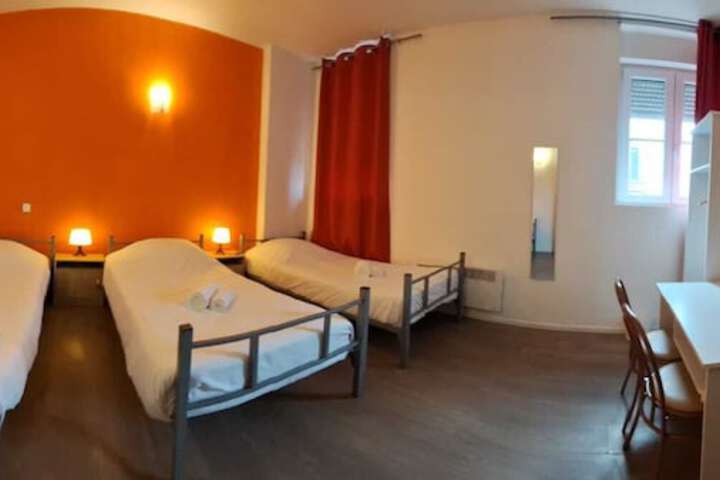 Room 37 of 158