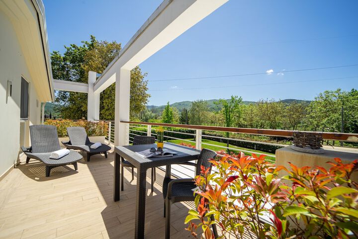 Terrace/Patio 21 of 55