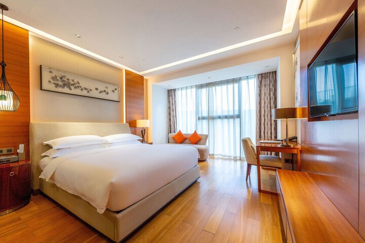 Room 8 of 57
