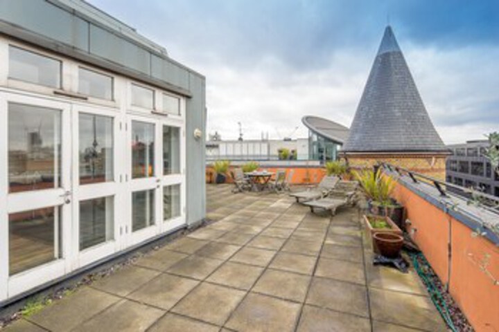 Terrace/Patio 14 of 16