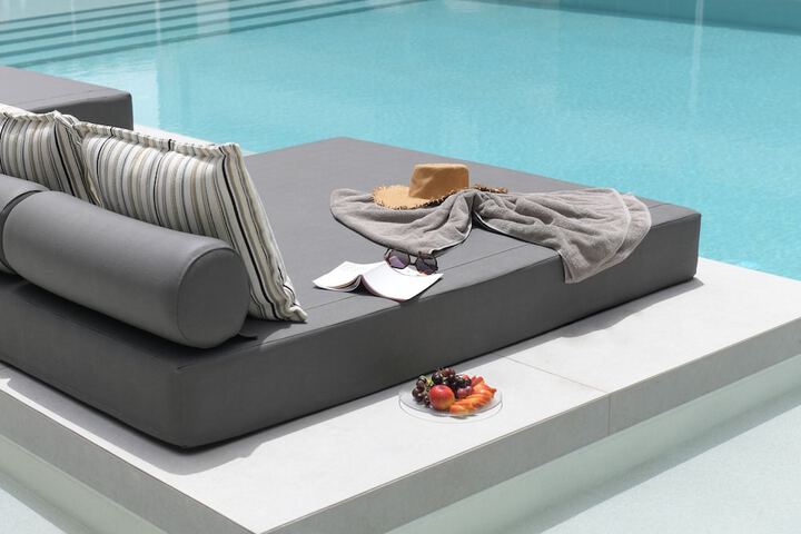 Pool Hotel