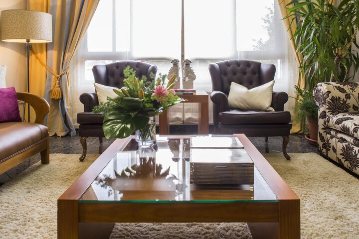 Room 10 of 42