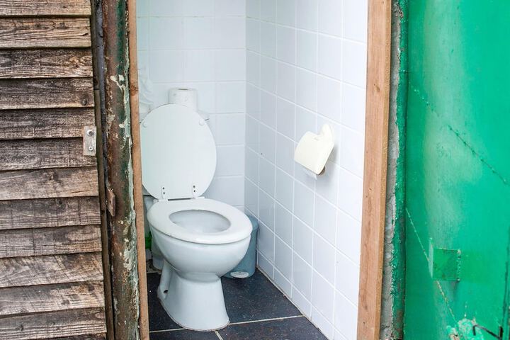 Room 6 of 36