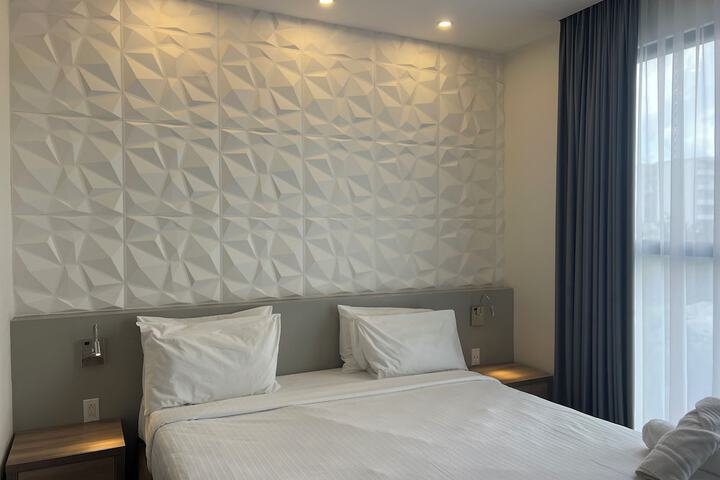 Room 20 of 106