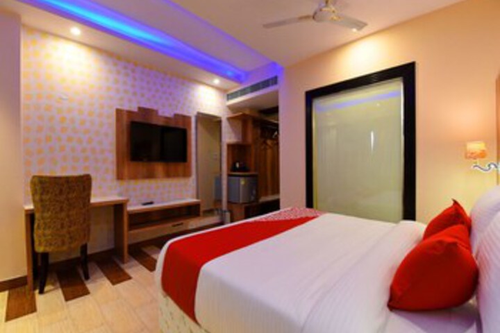 Room 5 of 27