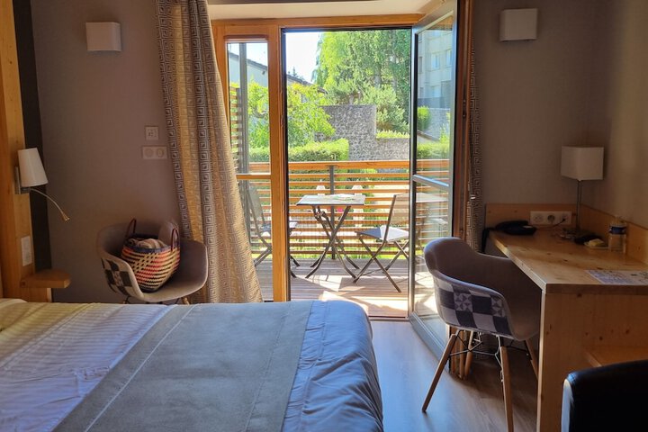 Room 15 of 36