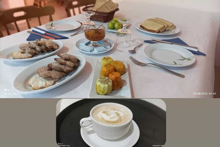 Breakfast/Coffee Service 29 of 44