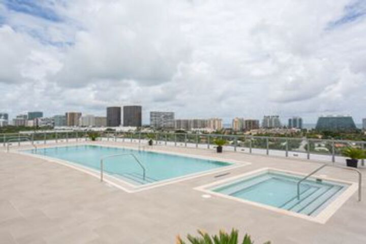 Pool 25 of 29