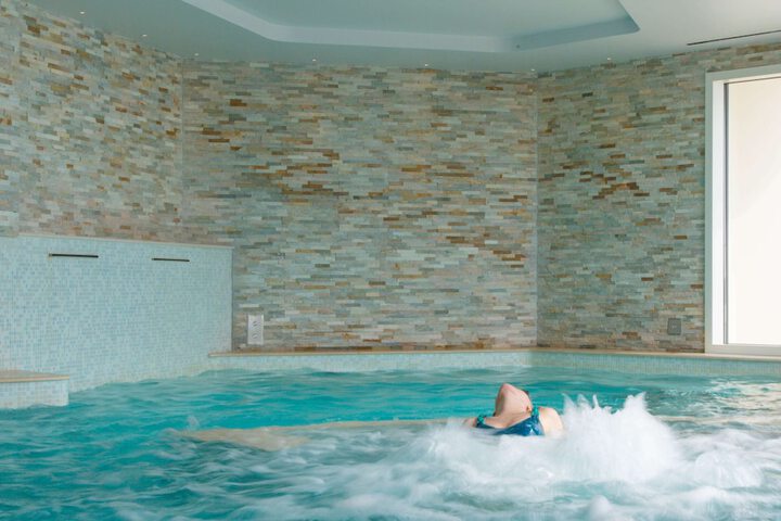 Pool Hotel