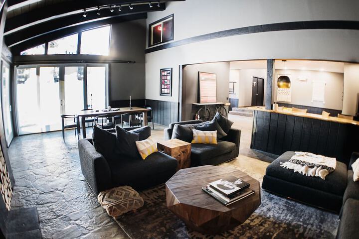 Room 21 of 40