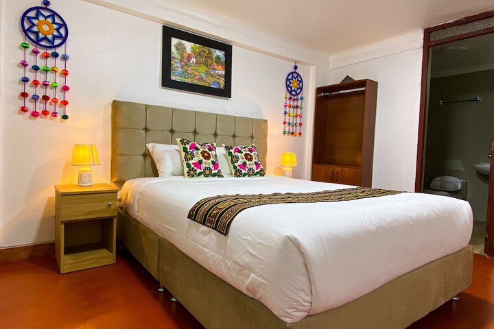 Room 4 of 15