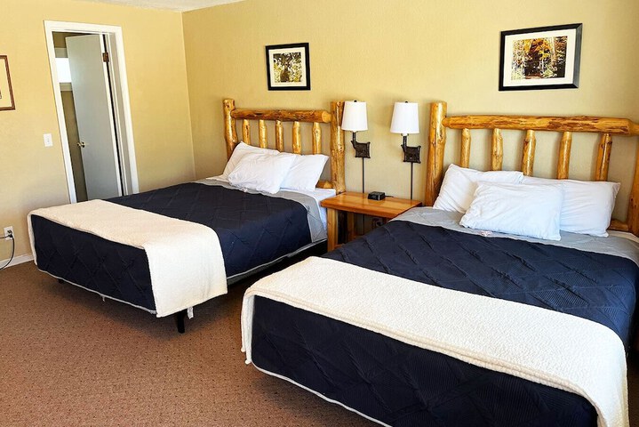 Room 4 of 20