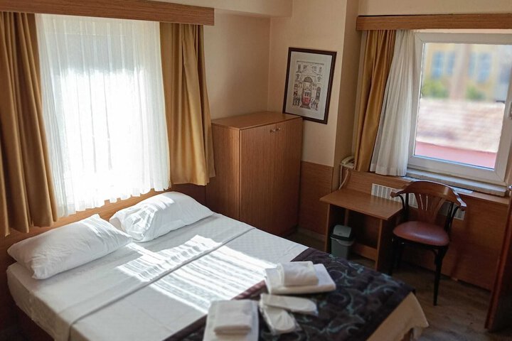 Room 38 of 72