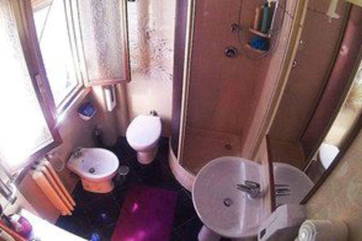 Room 3 of 22