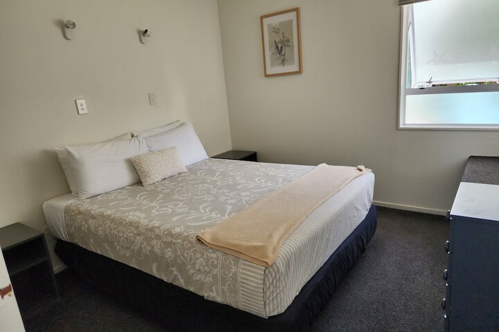 Room 25 of 53