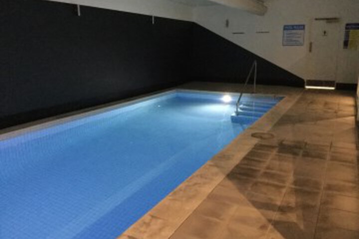Pool 11 of 32