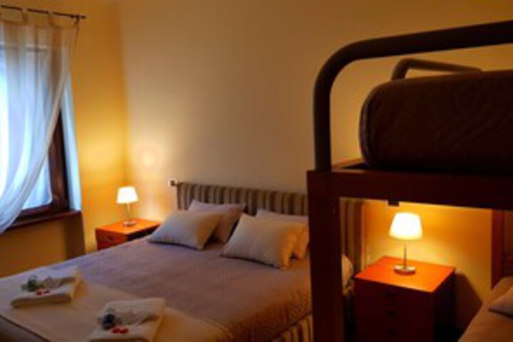 Room 35 of 44