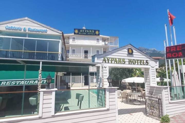 Hotel 47 of 55