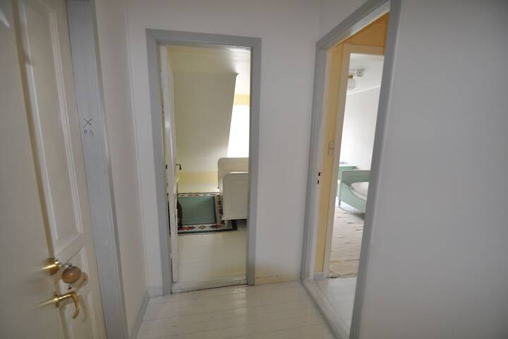 Room 15 of 53