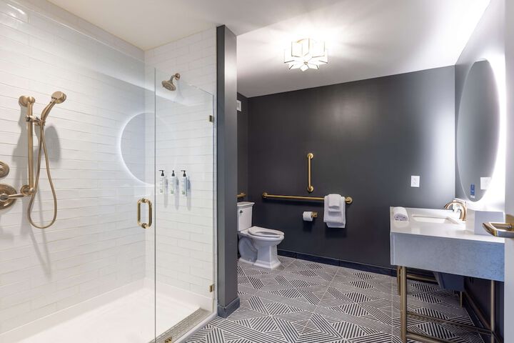 Bathroom shower