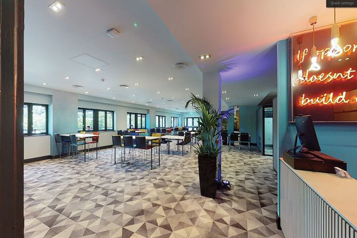 Business Center 43 of 45