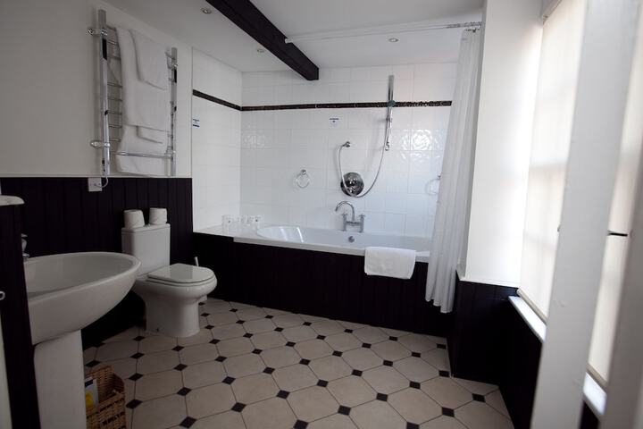 Bath Interior