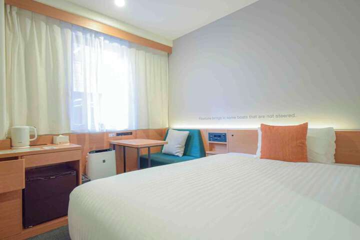 Room 15 of 44