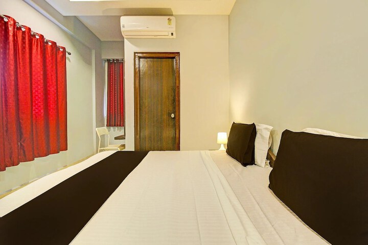 Room 11 of 23