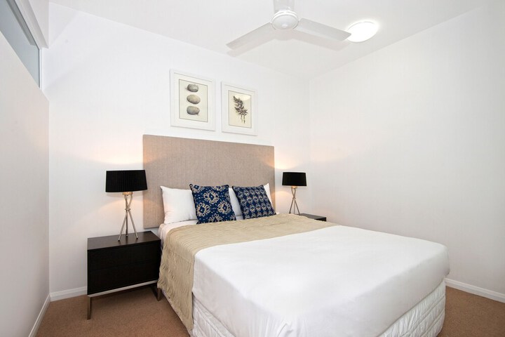 Room 5 of 35
