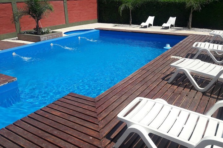 Pool 5 of 14