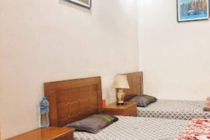 Islamabad Tinny Happy Family Home