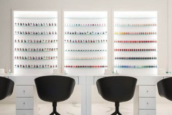 Nail salon