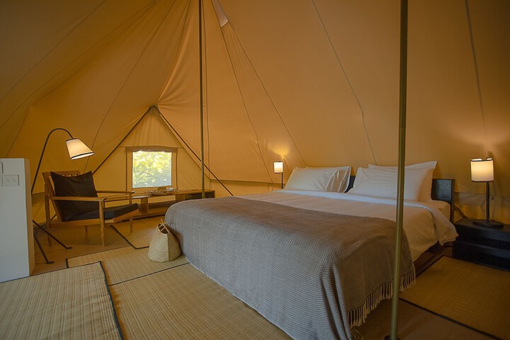 Room 6 of 38