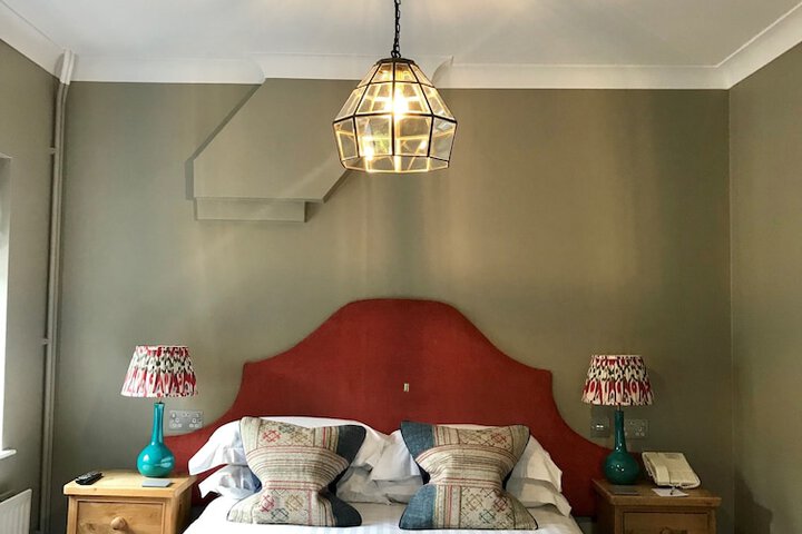 Room 11 of 65